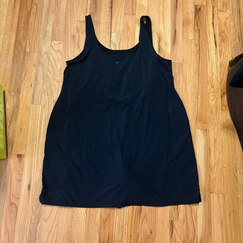 Nike Women 1 XL Bliss Luxe Training Black Tank Romper Dress Built-in Shorts